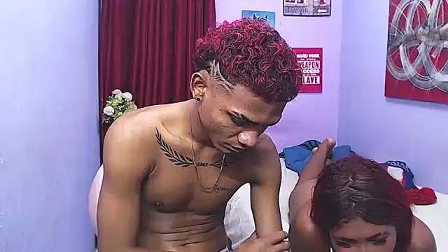 Chat XXX en directo de black_twinks