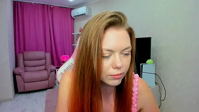 Strawberrye Live XXX-Chat