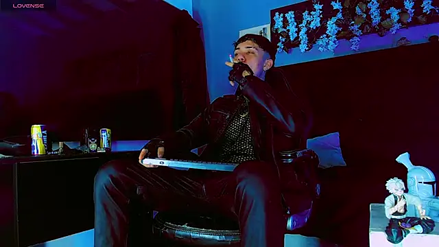 Chat XXX en directo de HannibalLester