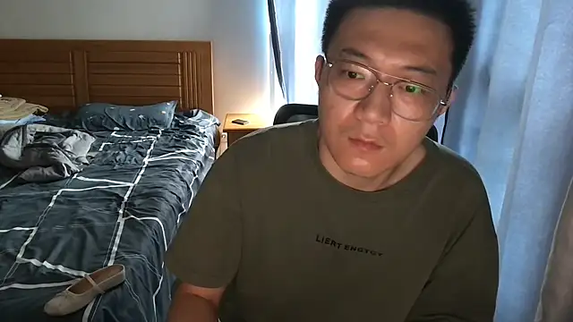 Chat XXX ao vivo de wang930115