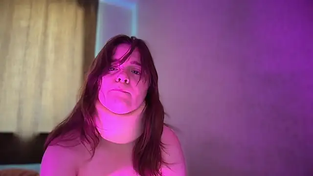 Diamond_Tyler লাইভ XXX চ্যাট