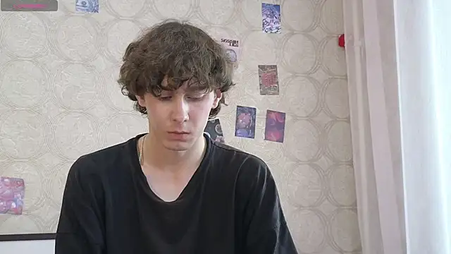 Chat +18 de Liam_Winss ao vivo