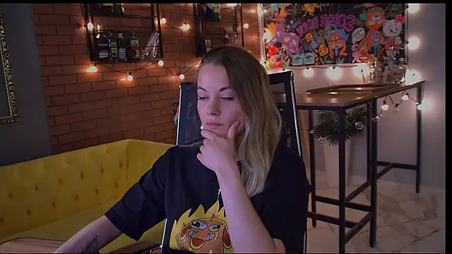 VireliaMoonfall's Live XXX Chat