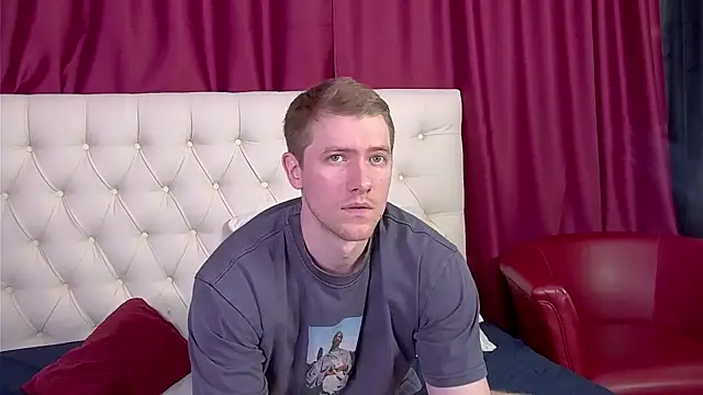 Онлайн чат XXX EthanPinkman
