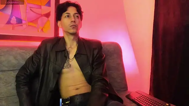 Chat +18 de master_lian_ ao vivo