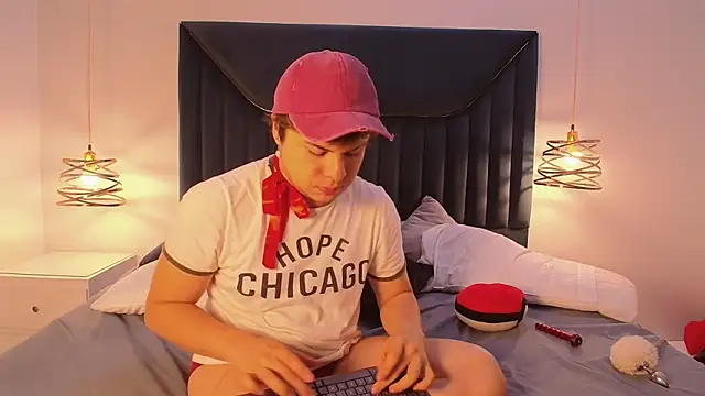 Онлайн чат XXX AxellCullen