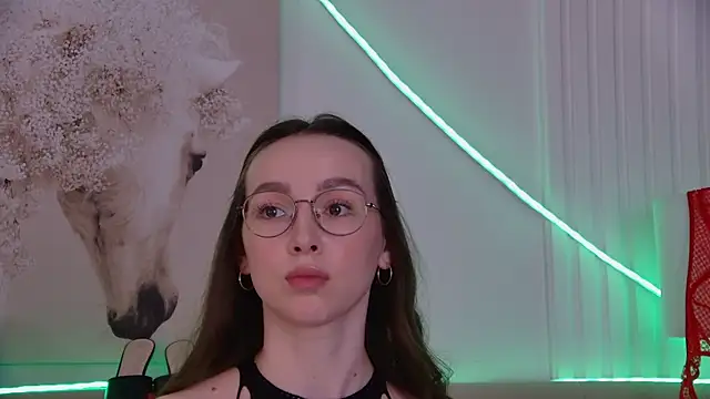 Emily_Simon 现场XXX聊天