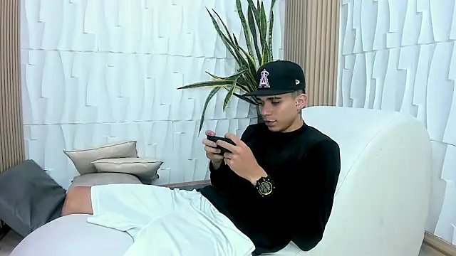 AmazingPartys – Naživo XXX chat