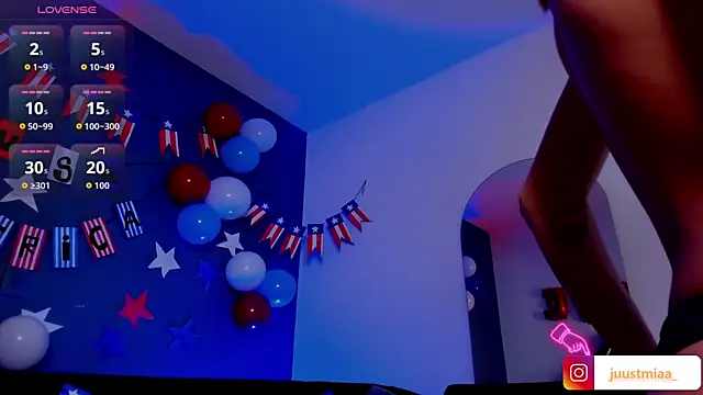 Justmia69's Live XXX Chat