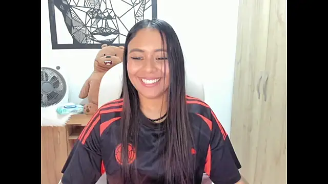 Chat XXX en directo de Ciara8
