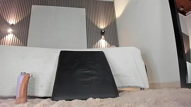 XXX chat uživo modela Zafiiraa