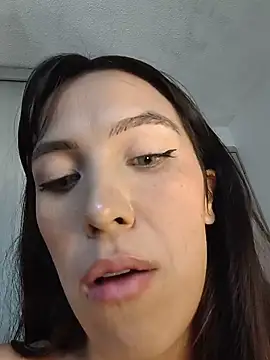 LinaEatCookies' Live XXX Chat