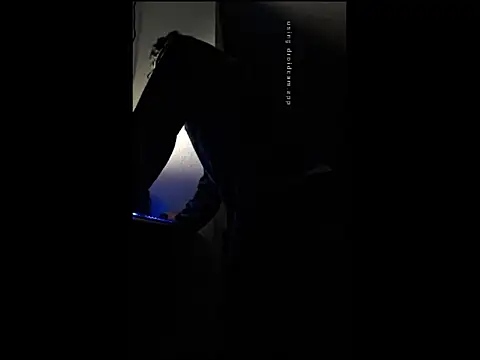 ALBEIROFOOTBALL1992's Live XXX Chat