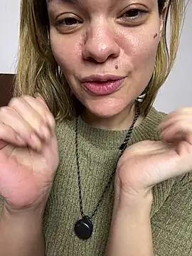 Chat XXX ao vivo de HeavenAylin