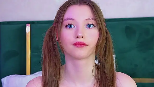 KeiraAsti Chat XXX live