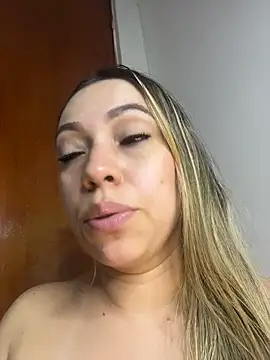 Živý XXX chat Moon_Blake