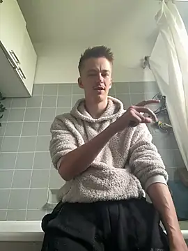 Toyjungee's Live XXX Chat