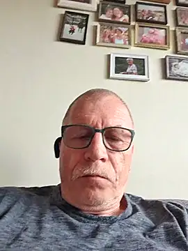 NextAct92's Live XXX Chat