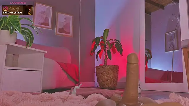 SalomeStorm_'s Live XXX Chat