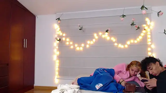 Sarabubbie Live XXX Chat