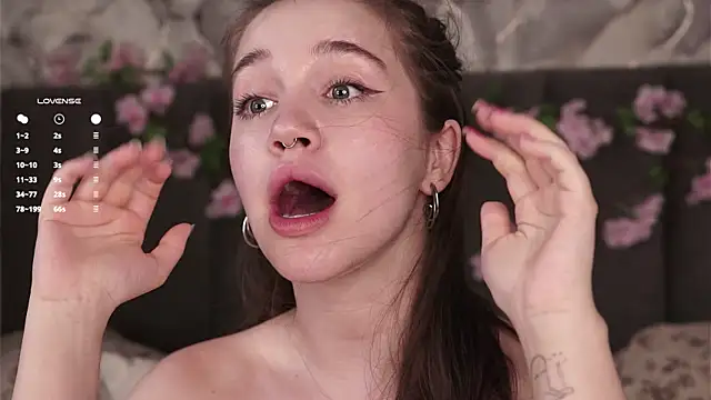 AmiLewis Live XXX Chat