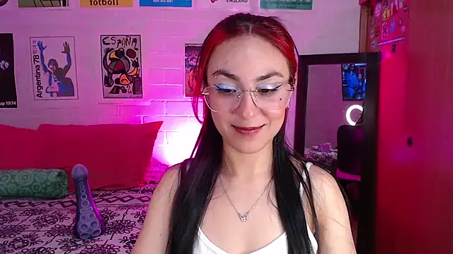 Amy66's Live XXX Chat