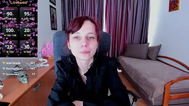 MiniLysii's Live XXX Chat