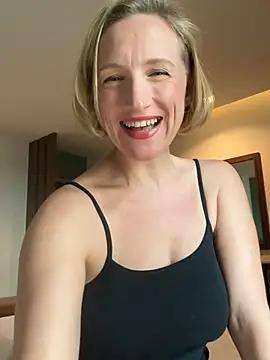 UmaTruewoman's Live XXX Chat