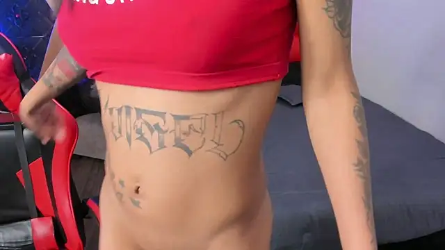 Chatroom XXX en direct de KarlaSlutSkinny__