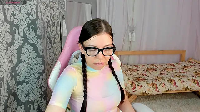 Chat +18 de Sandra_Ross ao vivo