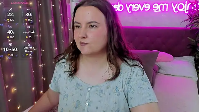 Chat XXX en directo de FeralPeach