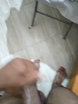 عرض كام Demillvan