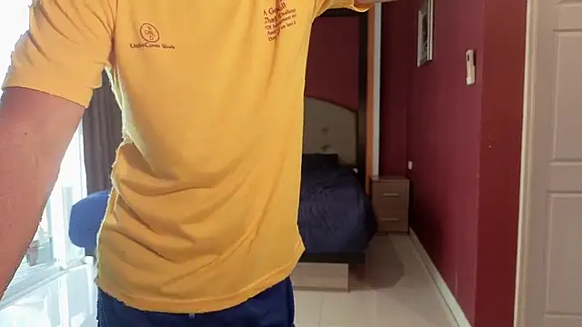 XXX chat uživo modela AlansonofDaddy