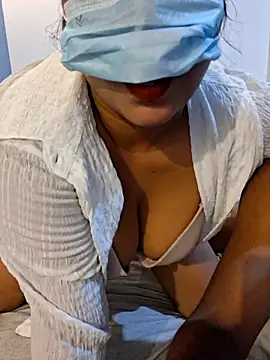 Shaky1998sl – Naživo XXX chat