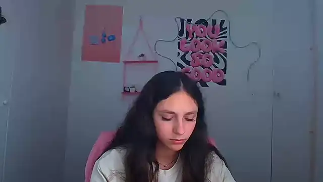 KissMeJulia's Live XXX Chat