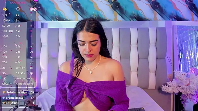 Chat +18 de IsaDiiaz ao vivo