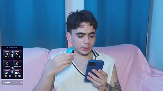 Chat +18 de Guccy_Boy_Club ao vivo