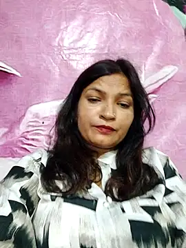 Priyaa_1433 – Naživo XXX chat