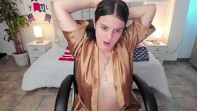 DOMINIKA_LOVY élő XXX-chatje