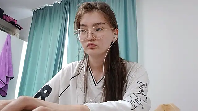 BeatrizGeving's Live XXX Chat