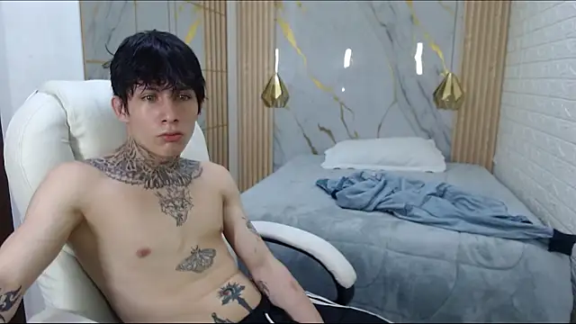 Cry_thereal Live XXX Chat