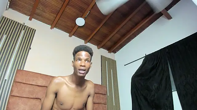Chat XXX en directo de Tyson_Reed