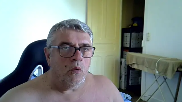 Laurent_oldmen's Live XXX Chat