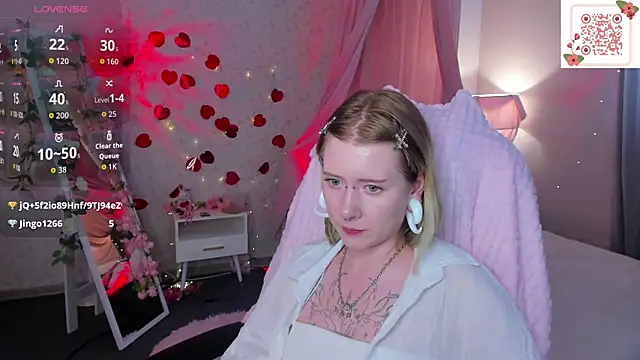 צ'אט XXX בשידור חי של Elira_Vane