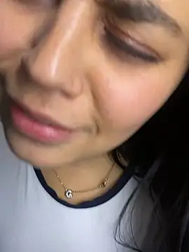 sophyy_white's Live XXX Chat