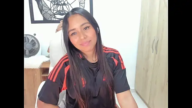 Chat +18 de Ciara8 ao vivo