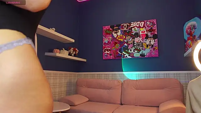 XXX chat uživo modela KiittieX
