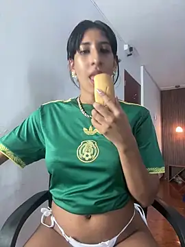 Chat XXX en directo de Violet_rousse7