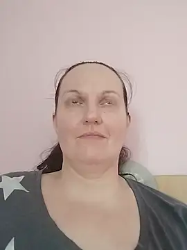 Chat XXX en directo de BustyLadyAlma