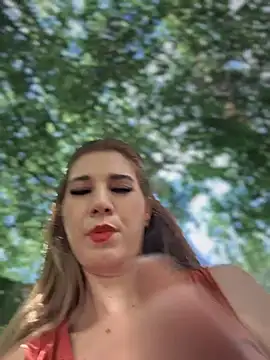 didihairypussy's Live XXX Chat